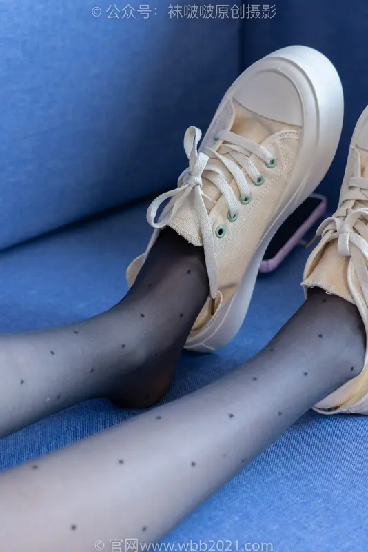 [BoBoSocks袜啵啵] NO.403 稚予-高跟鞋、板鞋、波点黑丝（脚尖微加固款）、波点白丝（花絮版） - BoBoSocks袜啵啵